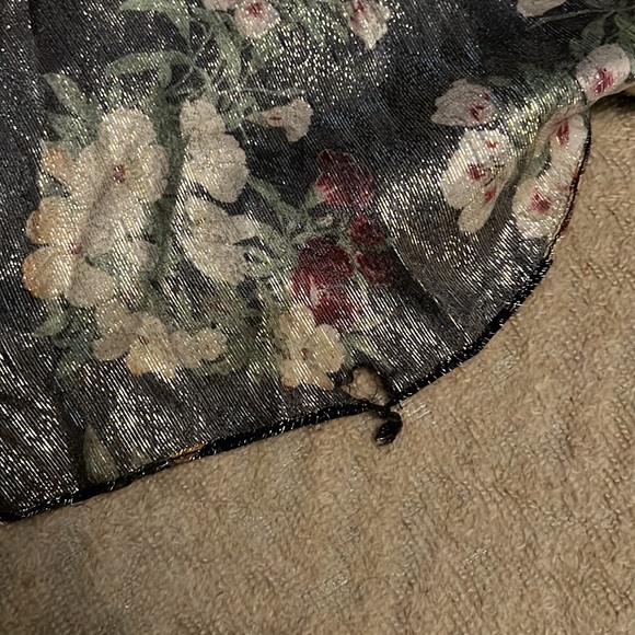 Adriana Igelsias Scarface floral metallic open back gown - Picture 6 of 6